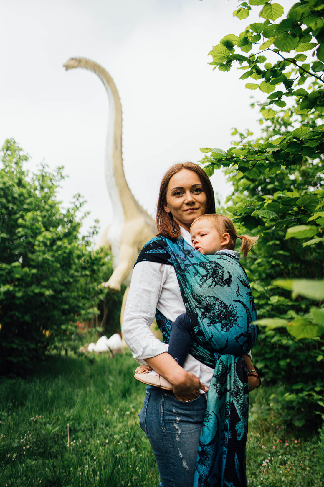 Mama & Roo's Babywearing Baby Carriers