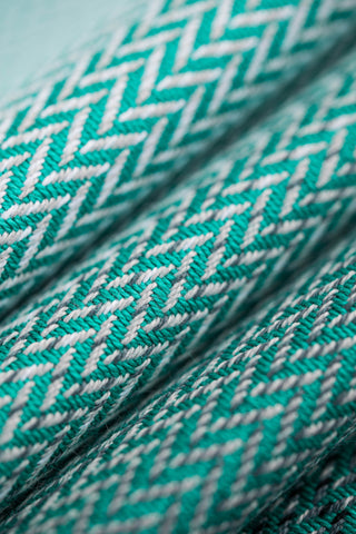 Long woven baby wrap fabric in print Ombre Green